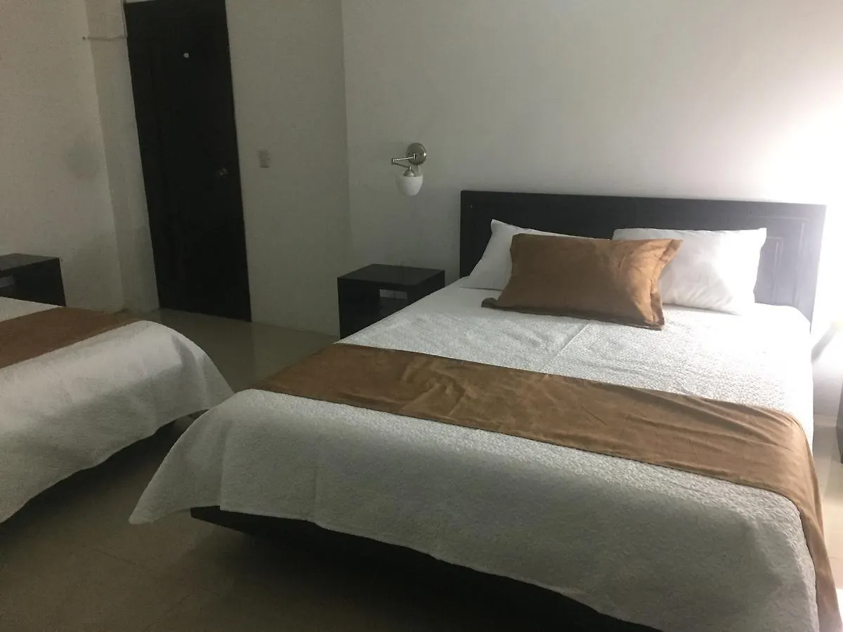 Hotel Blue Shark Galapagos Bellavista  3*, Bellavista (Santa Cruz) الإكوادور