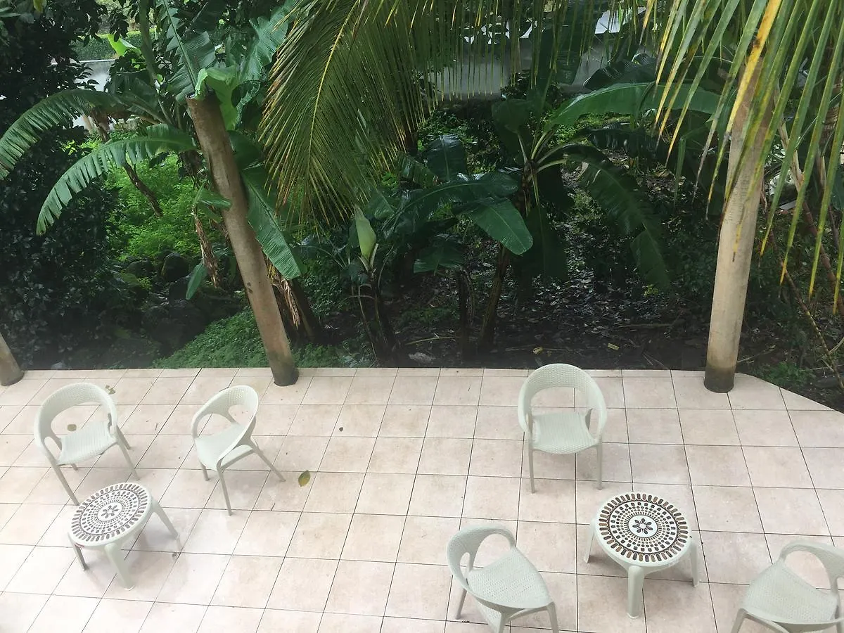 Hotel Blue Shark Galapagos Bellavista  الإكوادور