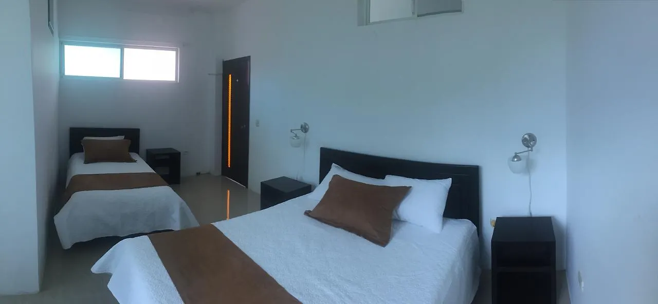 Hotel Blue Shark Galapagos Bellavista