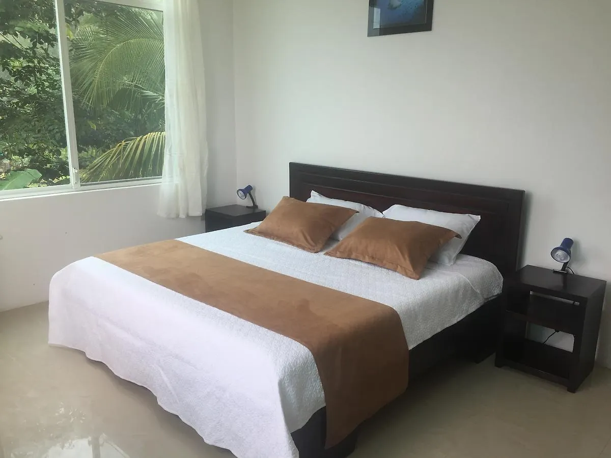 ***  Hotel Blue Shark Galapagos Bellavista  Ecuador